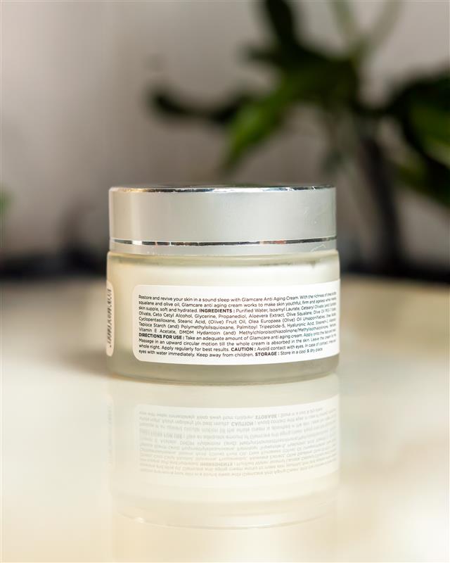 Anti Aging Cream with Hyaluronic Acid, Squalane, Olive Oil & Shea Butter - 50 g